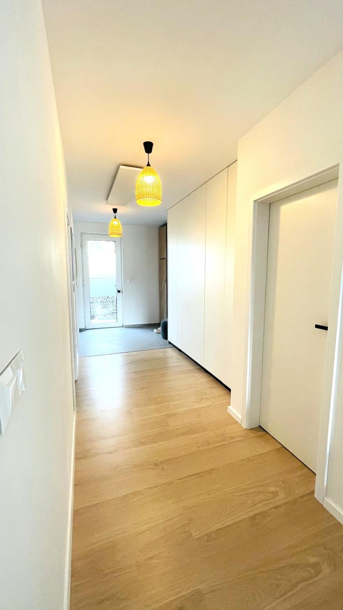 House Flow, 3 Room, Free 2 Parking Братислава Экстерьер фото