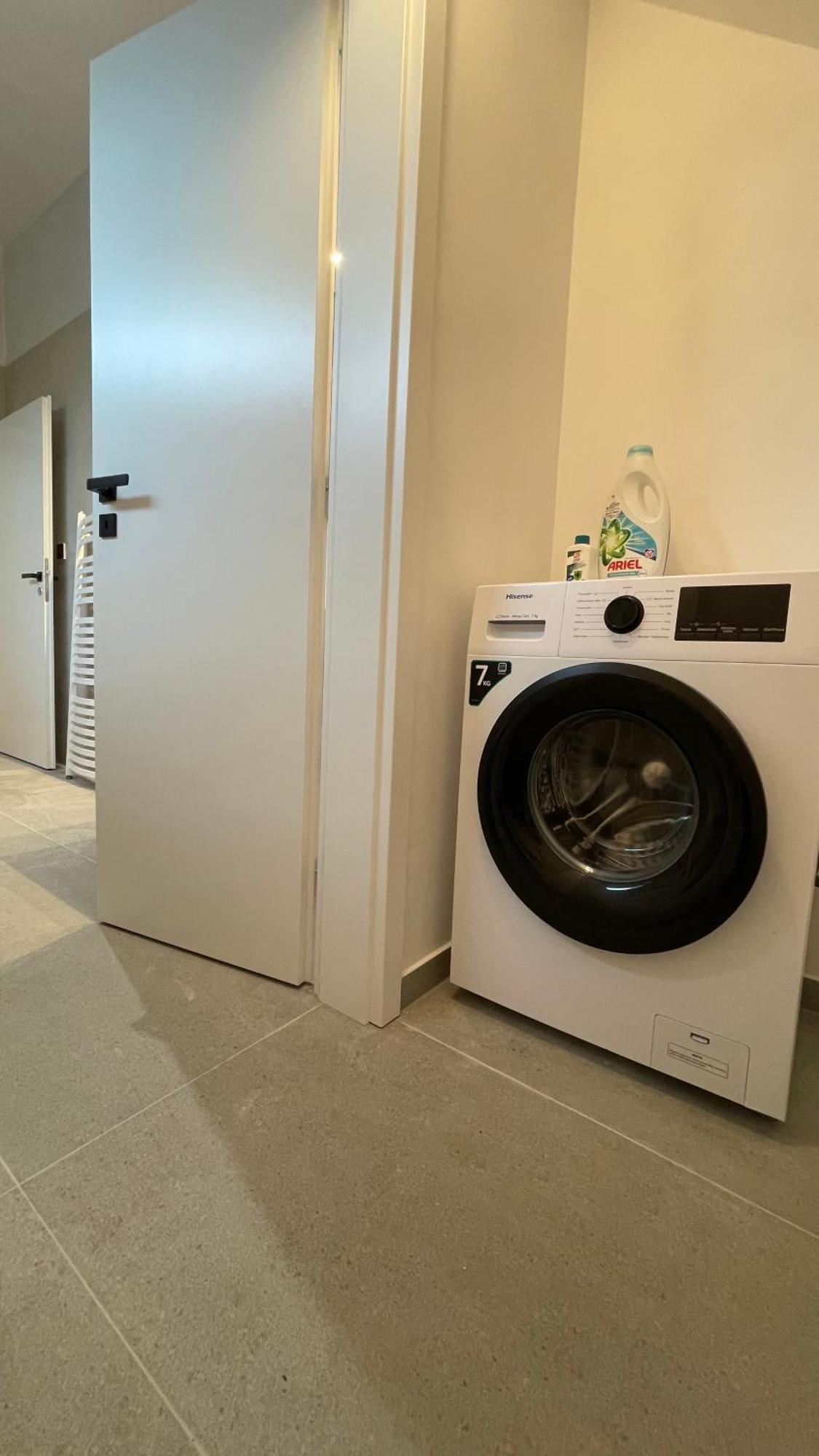 House Flow, 3 Room, Free 2 Parking Братислава Экстерьер фото