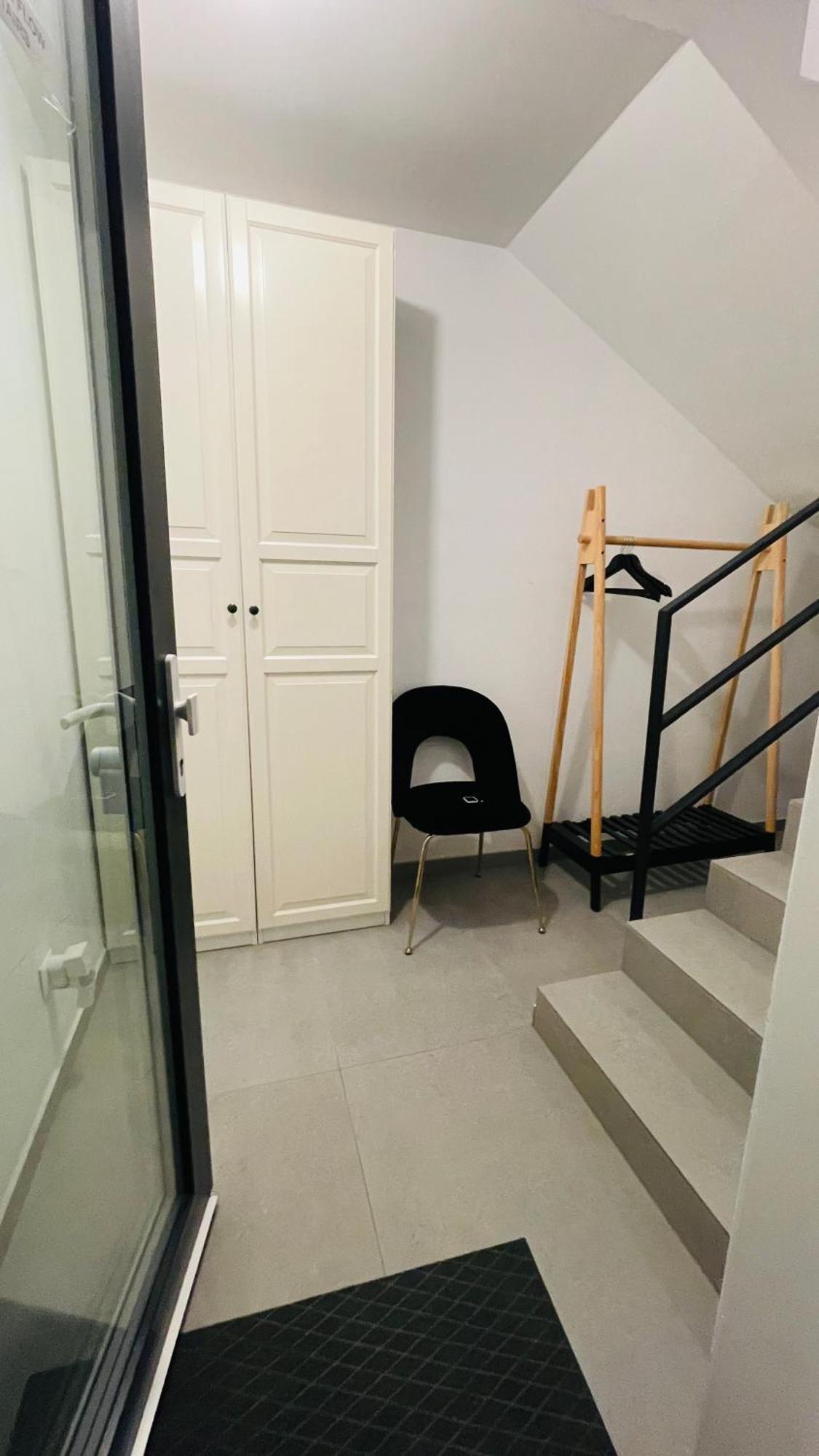House Flow, 3 Room, Free 2 Parking Братислава Экстерьер фото