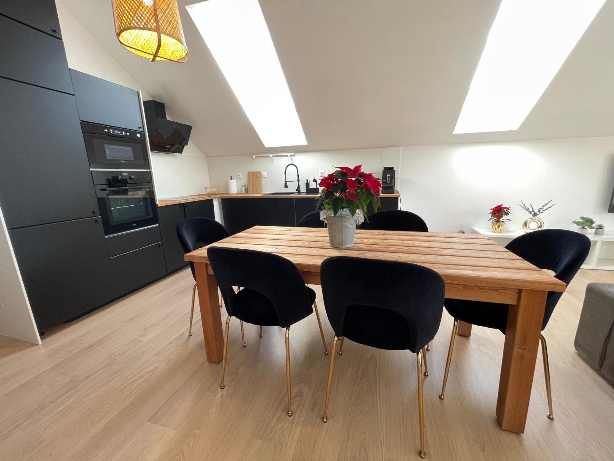 House Flow, 3 Room, Free 2 Parking Братислава Экстерьер фото