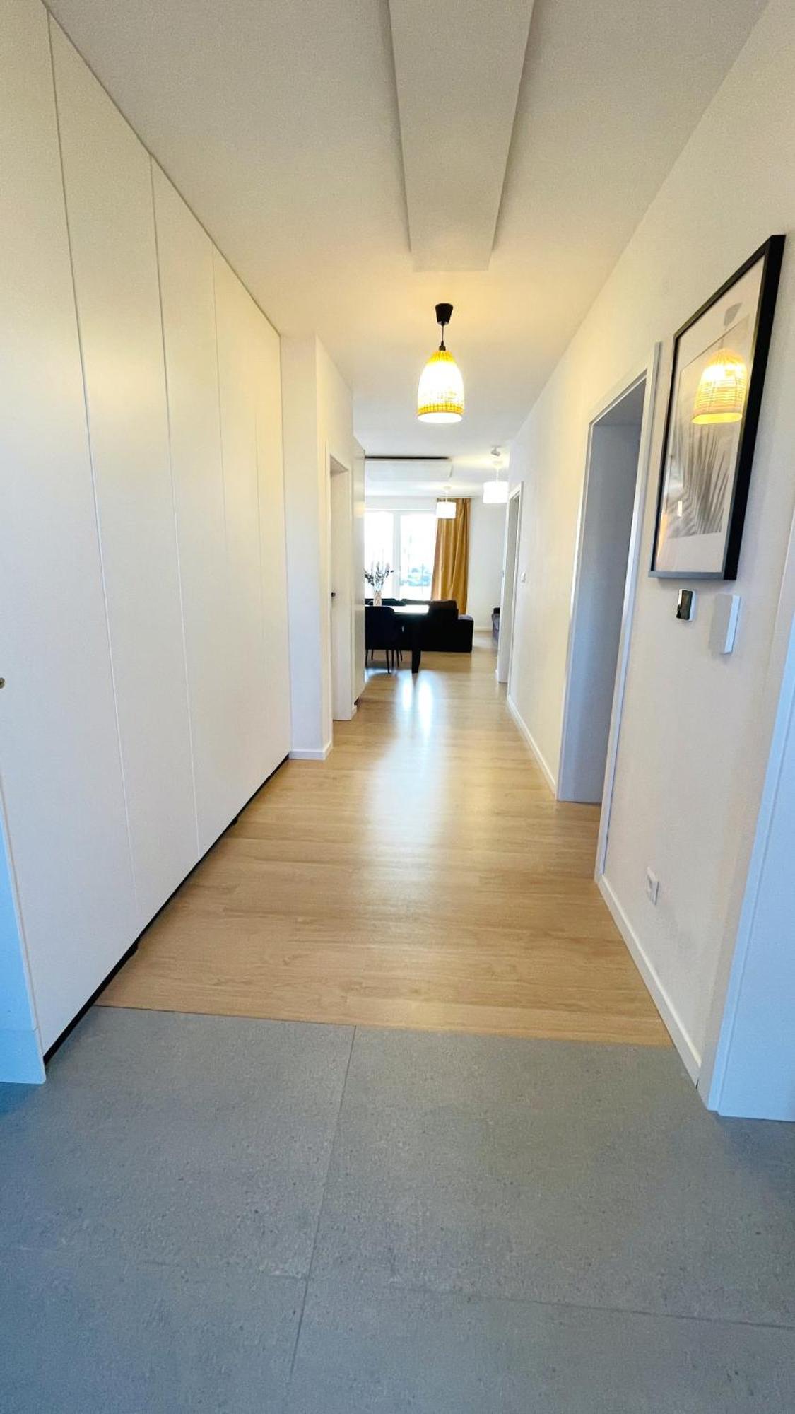 House Flow, 3 Room, Free 2 Parking Братислава Экстерьер фото